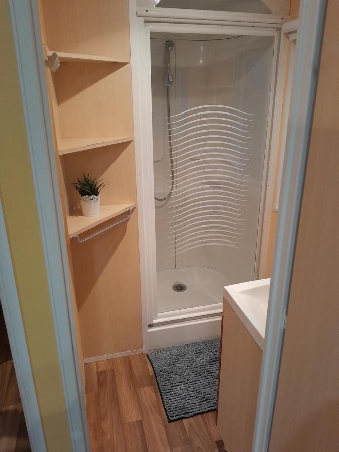 Location Mobil-Home Le Parc Des Roches Saint-Cheron Exterior photo